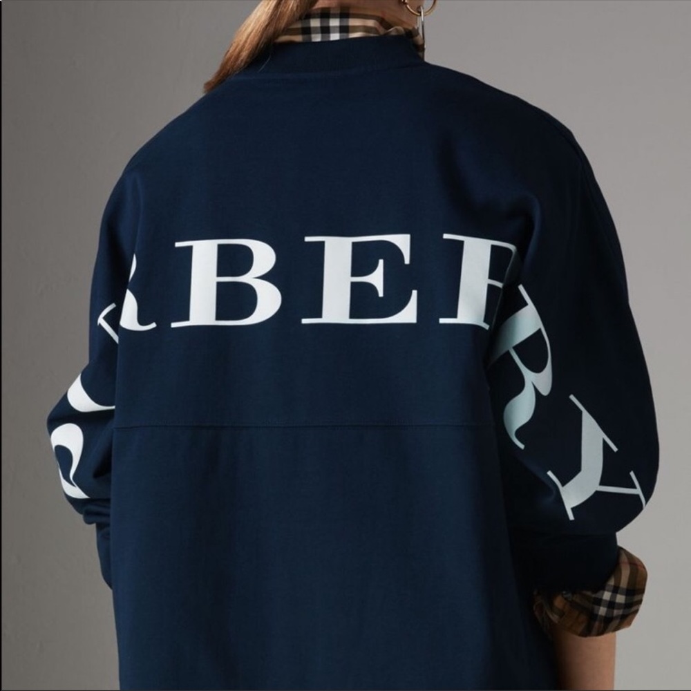 ISO Burberry navy sweatshirt